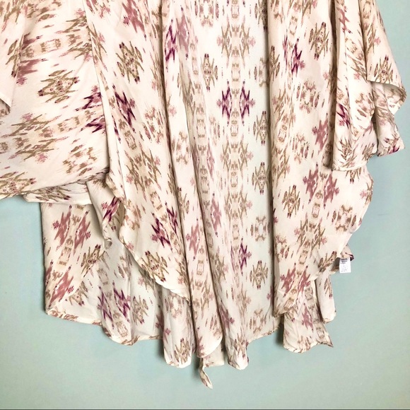 Melrose and Market Aztec Print Kimono - Picture 5 of 7